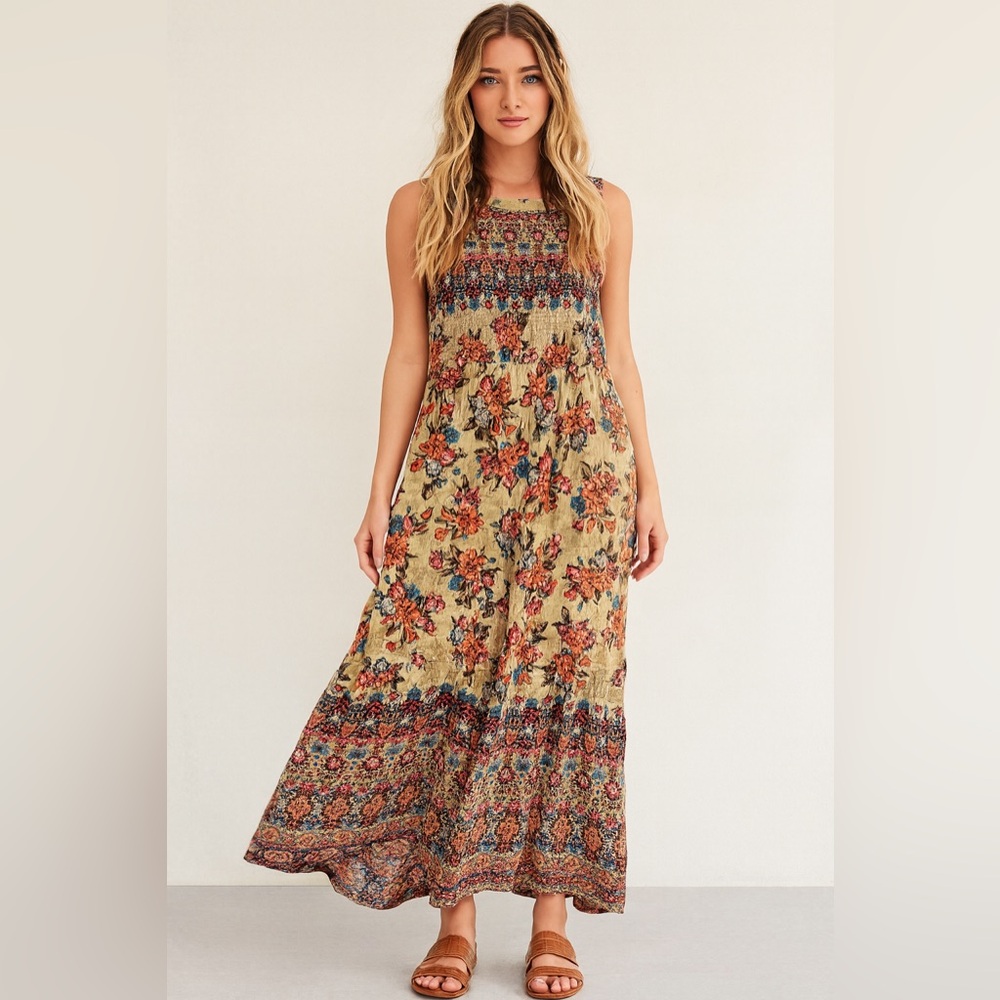 Marisol floral‎ sleeveless maxi dress with a smocked torso and tiered skirt L
